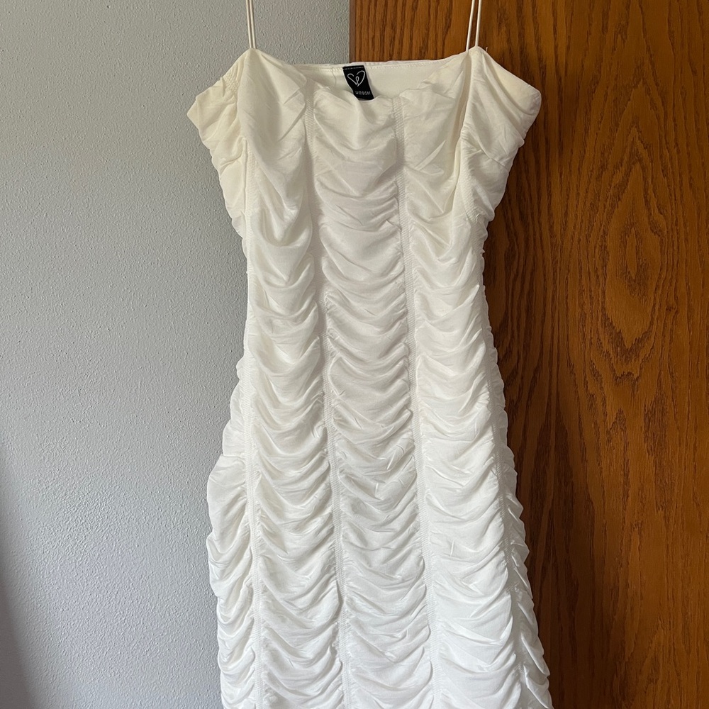Windsor Cream/White Ruched Sheath Mini Dress